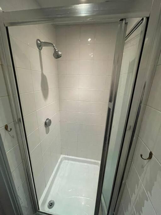 1 Comfortable Studio * Brighton